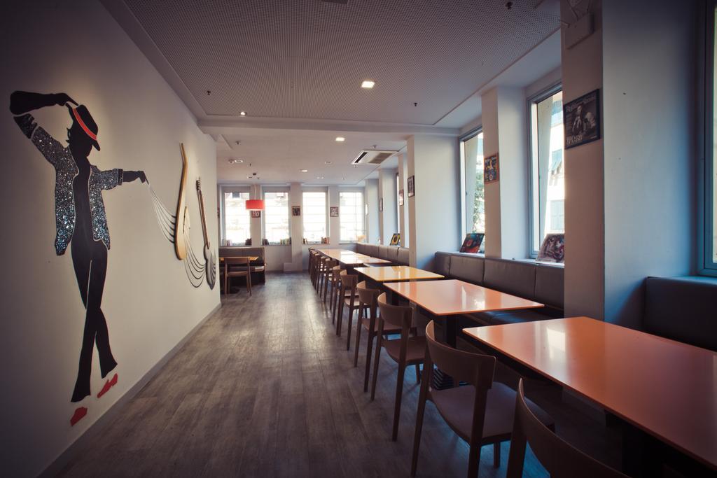 Hotel Nologo Genoa Bagian luar foto