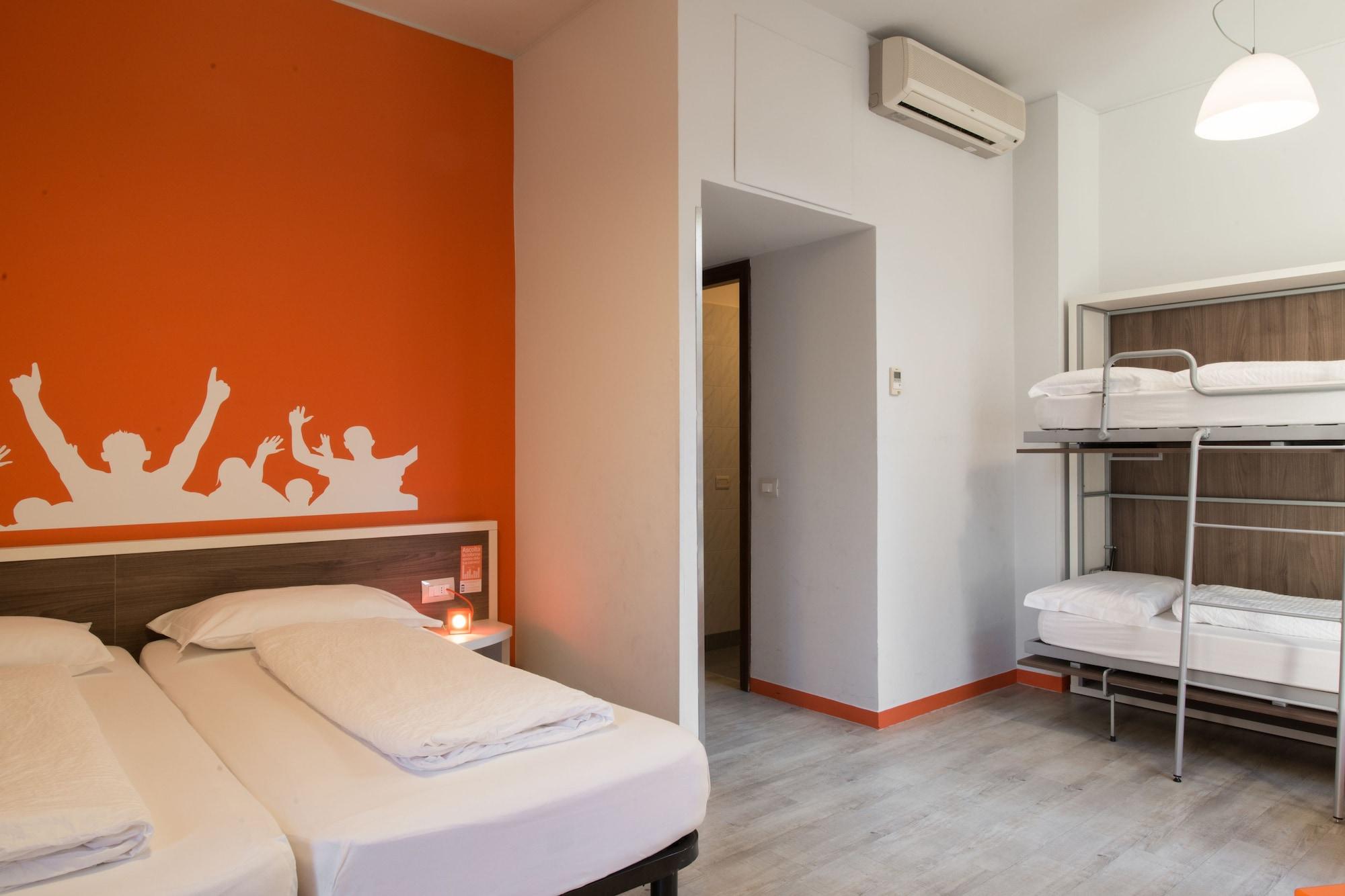 Hotel Nologo Genoa Bagian luar foto