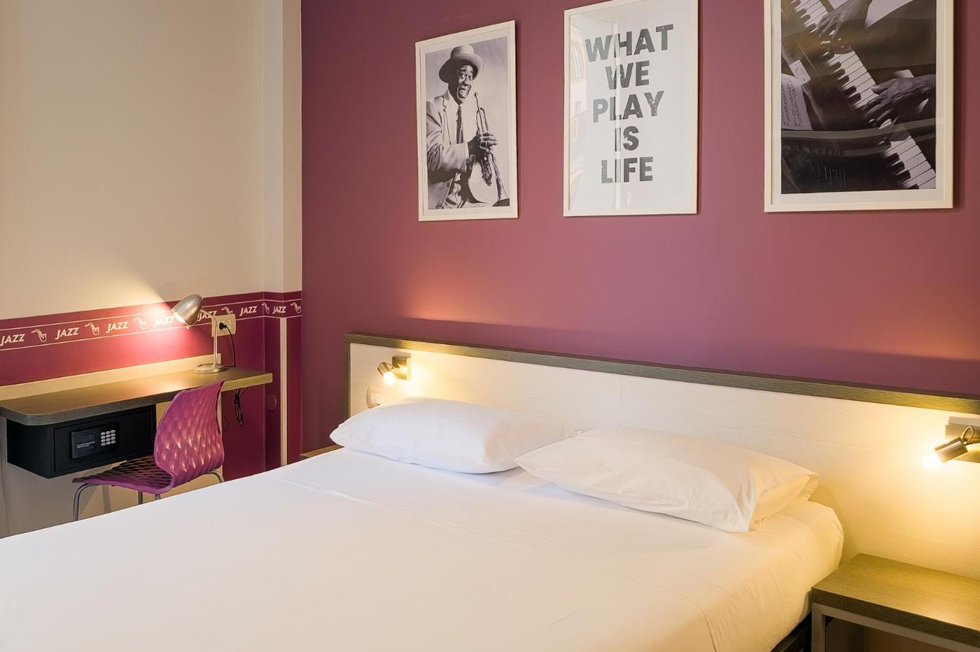 Hotel Nologo Genoa Bagian luar foto