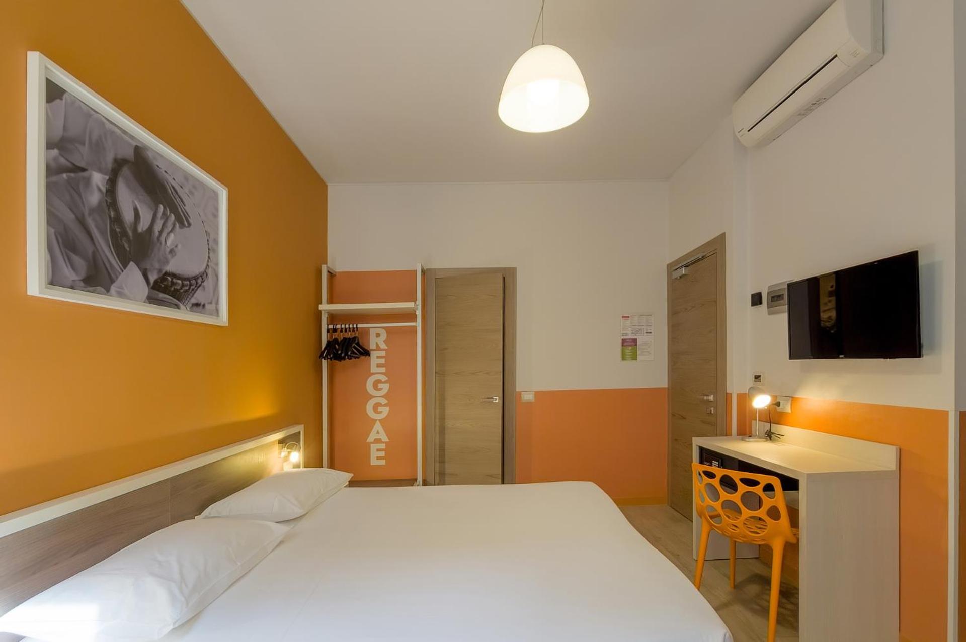 Hotel Nologo Genoa Bagian luar foto