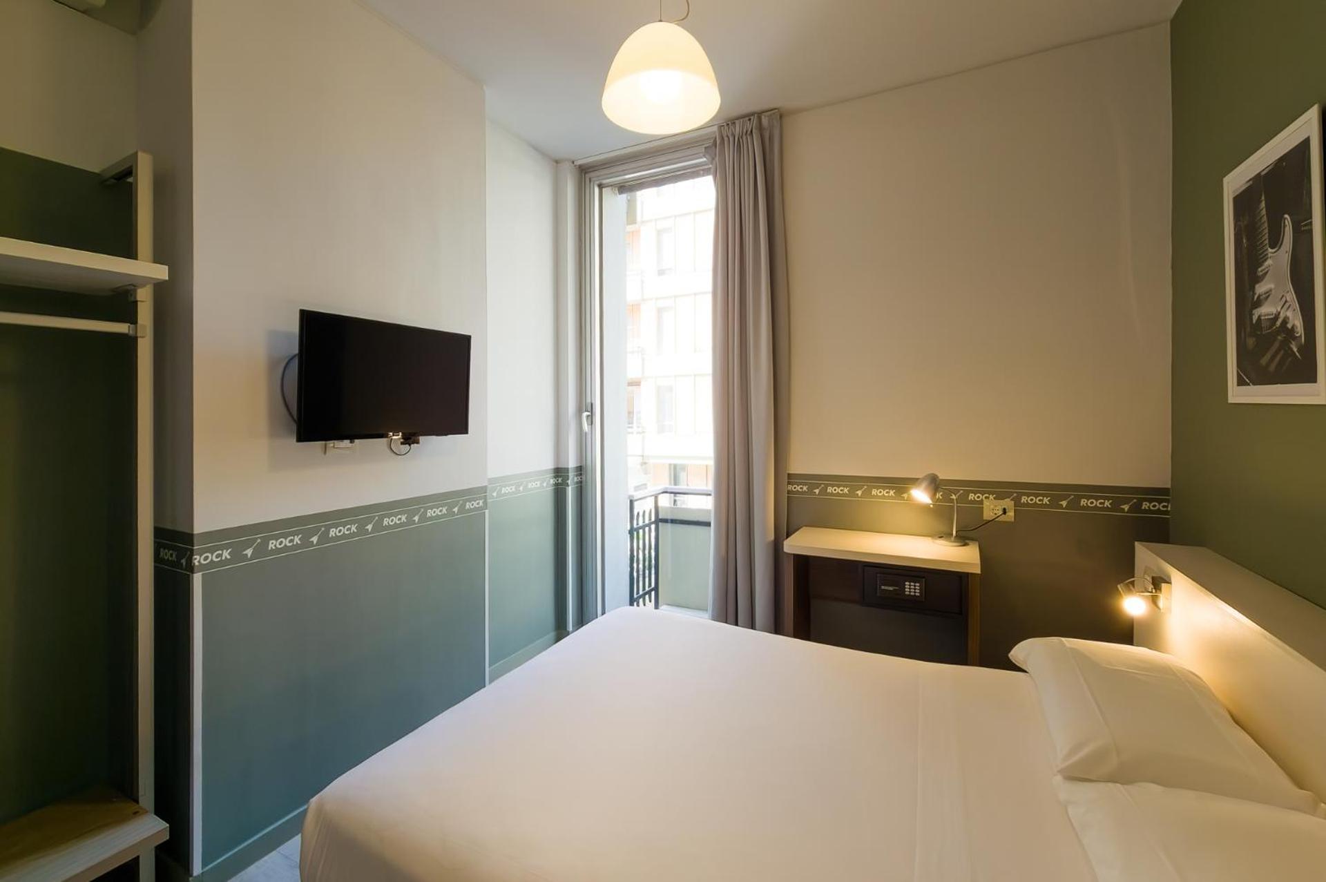 Hotel Nologo Genoa Bagian luar foto